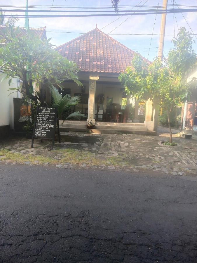 Santa Fe Homestay & Warong Amed  Ngoại thất bức ảnh