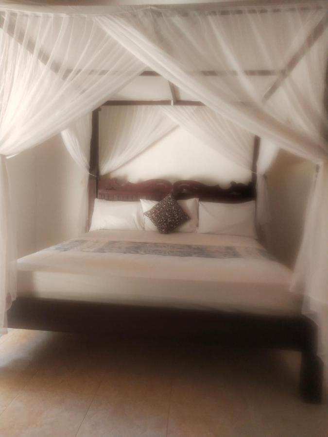 Santa Fe Homestay & Warong Amed  Ngoại thất bức ảnh