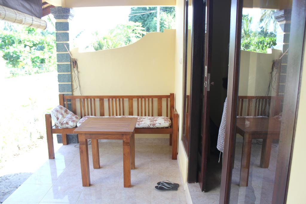 Santa Fe Homestay & Warong Amed  Ngoại thất bức ảnh