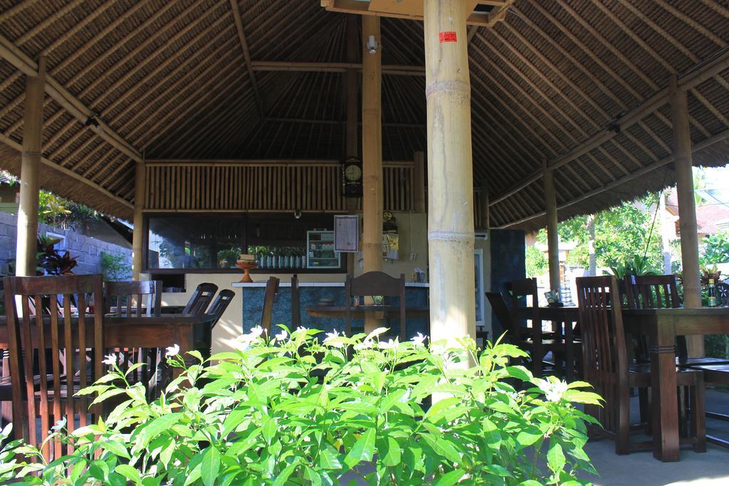 Santa Fe Homestay & Warong Amed  Ngoại thất bức ảnh
