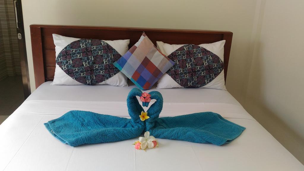 Santa Fe Homestay & Warong Amed  Ngoại thất bức ảnh